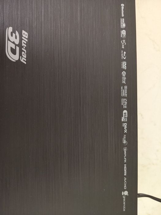 LG BH7230, bluray player cu amplificare multicanal, 3D, 4K, USB wifi Bluetooth  DLNA