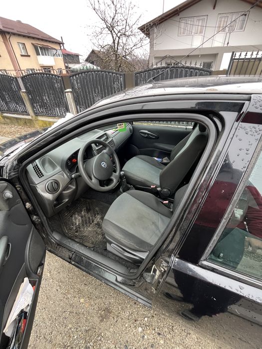 Vand Fiat Punto 1.4 benzina