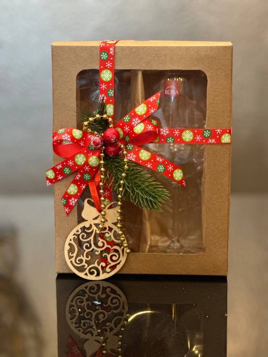 Новогодние подарочные наборы