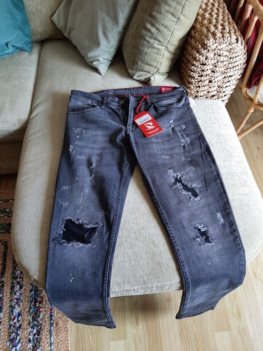 Vând blugi fashion Giorgio di Mare,  noi, originali