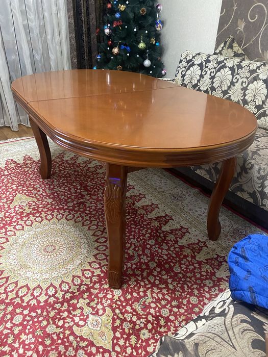 Продам стол в отличном состоянии