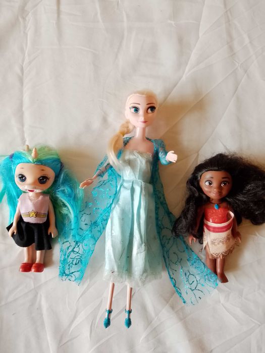 Много красиви кукли различни видове