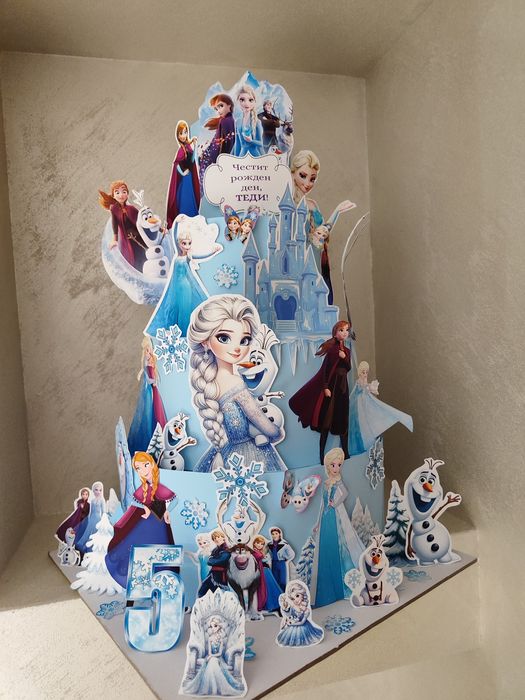 Бутафорна торта на 4 етажа