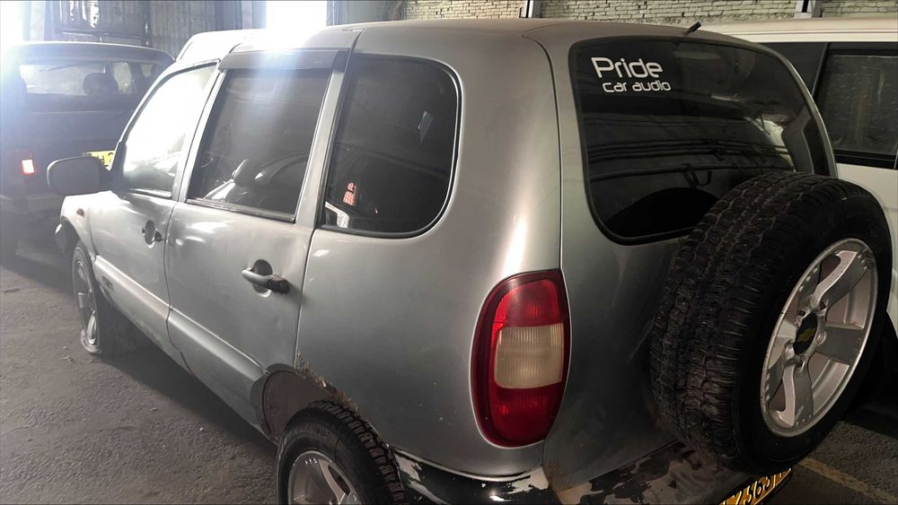 Нива Шевроле (3 шт)