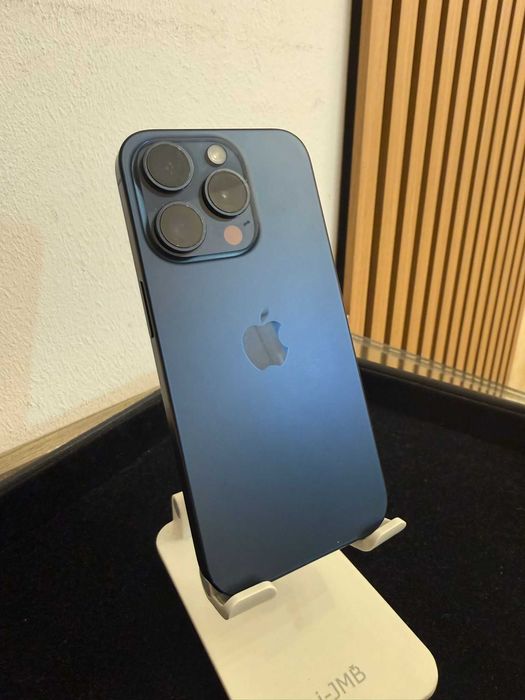 iPhone 15 Pro / 128GB / 86%