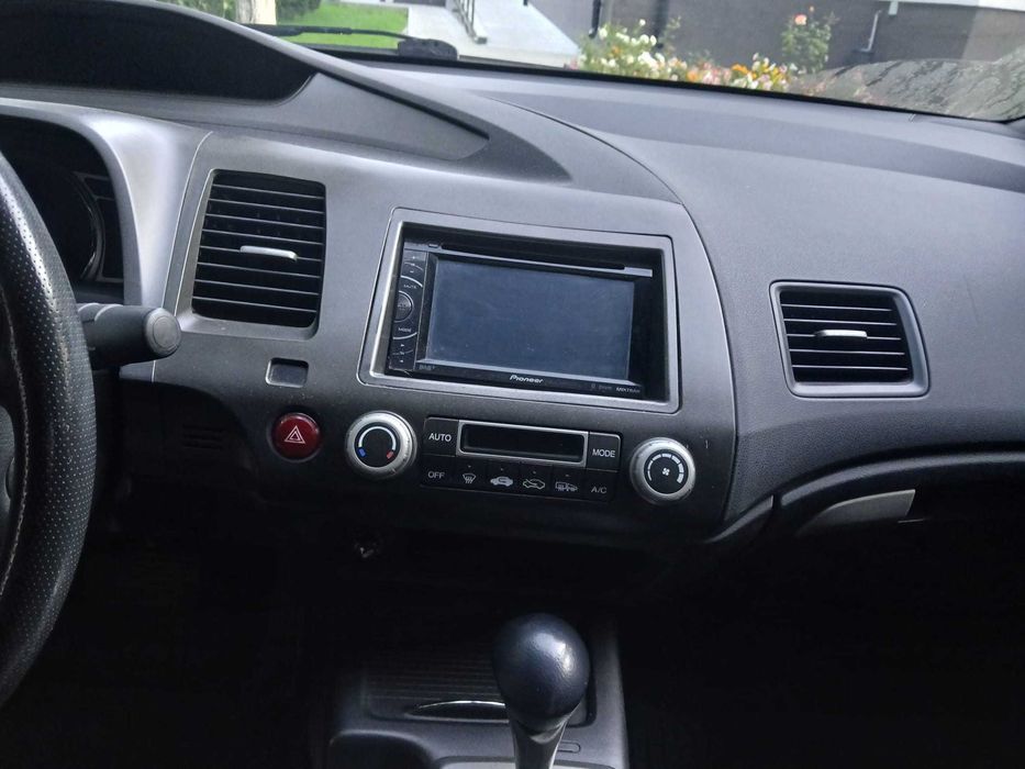 Honda Civic 4DR, automata CVT, 1.8 i-VTEC, benzina, 140CP, 2009
