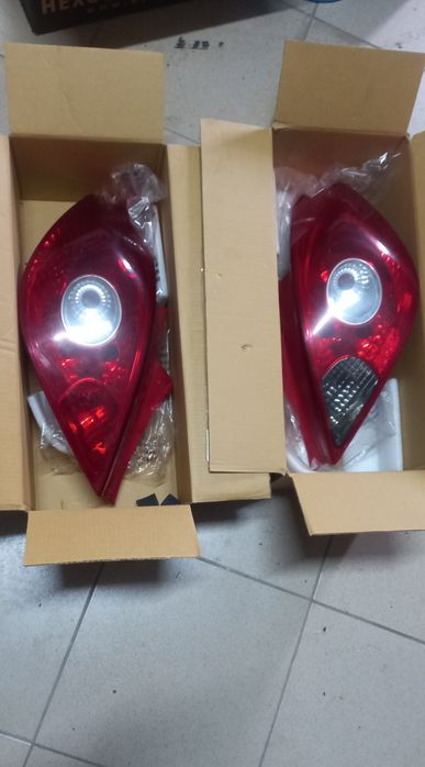 Lampi spate pentru Opel corsa D 3 usi