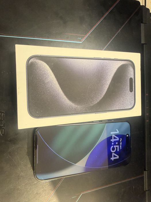 Iphone 15pro 256GB без царапин