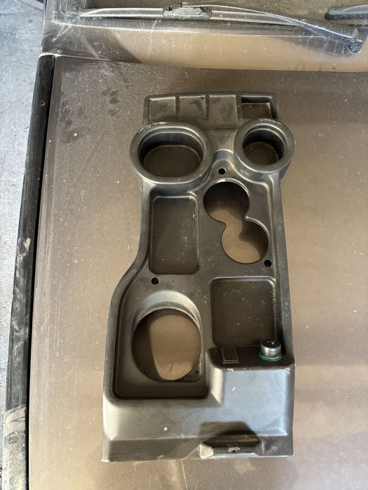 Продам запчасти нива 21214