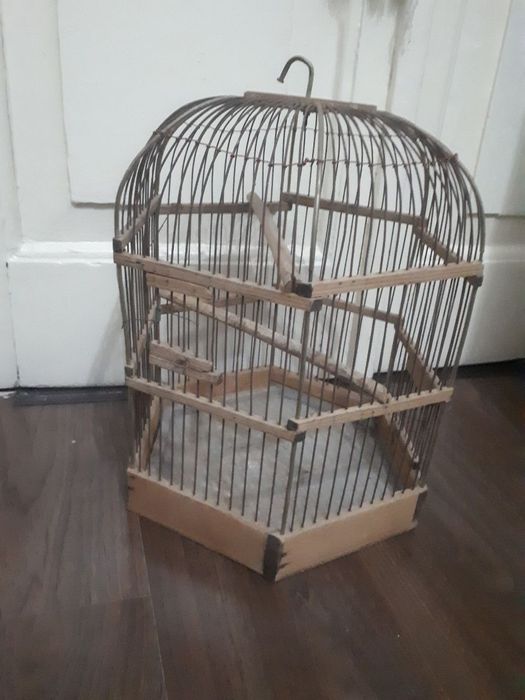 Продам клетку для птиц