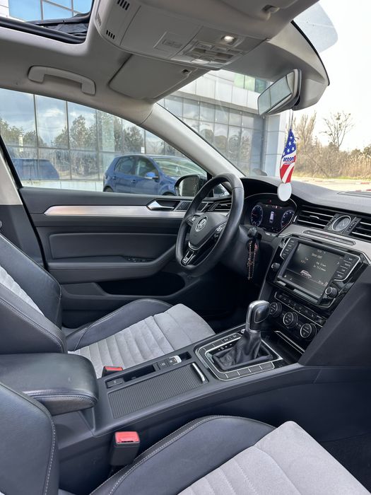 Urgent Volkswagen Passat B8 R-Line 2.0 TDI DSG FULL!!!