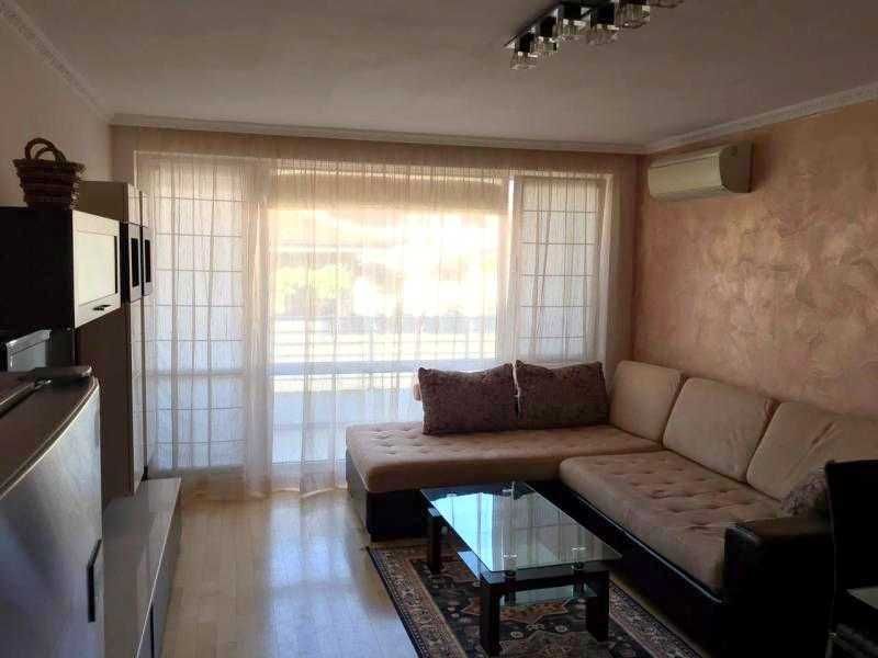 ТОП ЦЕНТЪР! С включено гарантирано паркомясто в месечният наем!