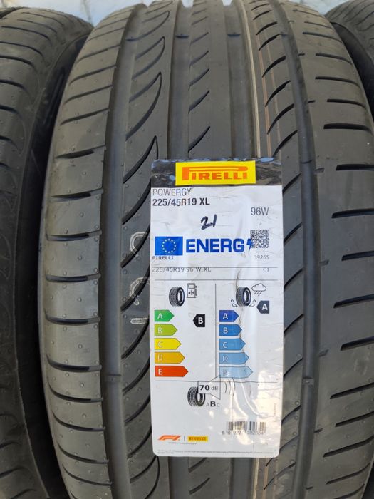 Нови летни гуми PIRELLI 225/45/19 XL 96W
