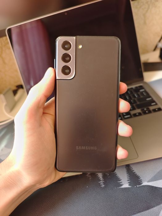 Телефон Samsung S21 128gb