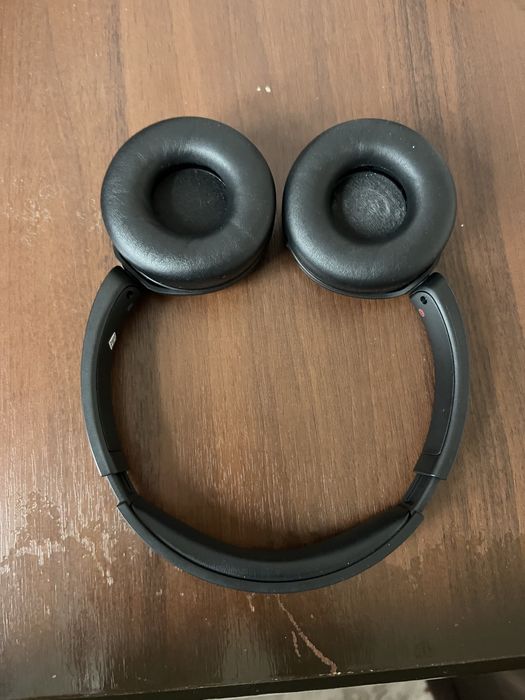 Наушники Sony WH-CH620 черный