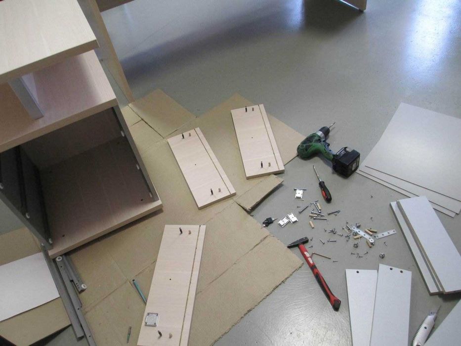 Сглобяване на мебели – Пазарджик