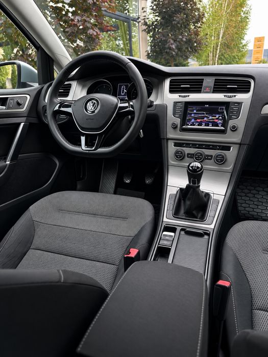 VOLKSWAGEN Golf 2014 — imagine 5