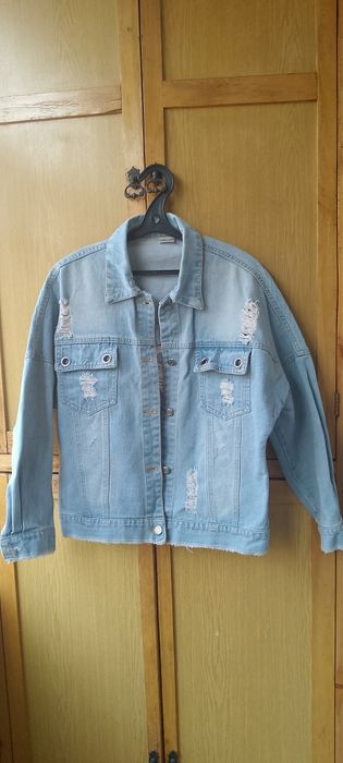 Джинсовая куртка.
