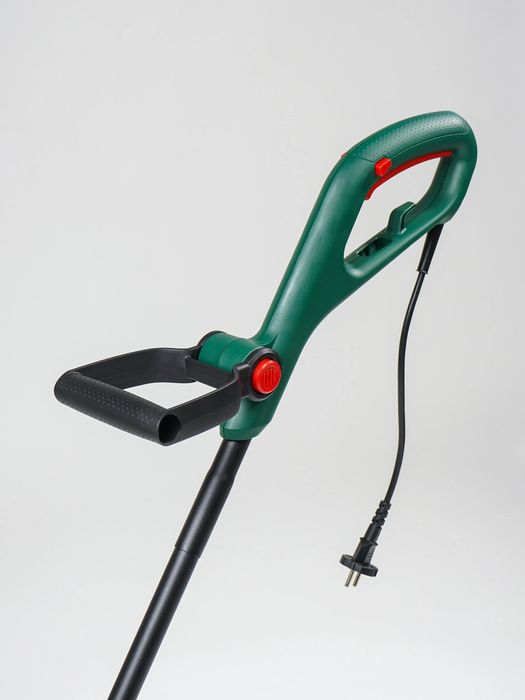 Электрический триммер Bosch 
EasyGrassCut 26