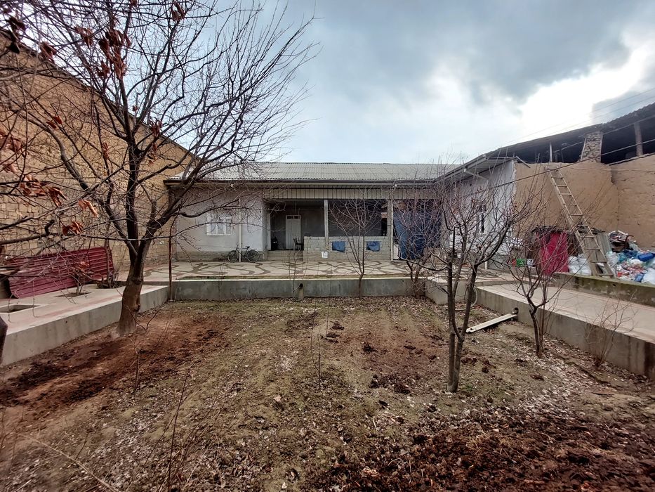 Jizzax shahar,Toshloq mahallasi, Furqat koʻchasida hovli sotiladi