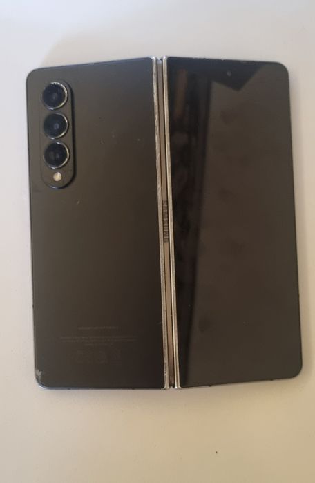 Samsung Z Fold 4