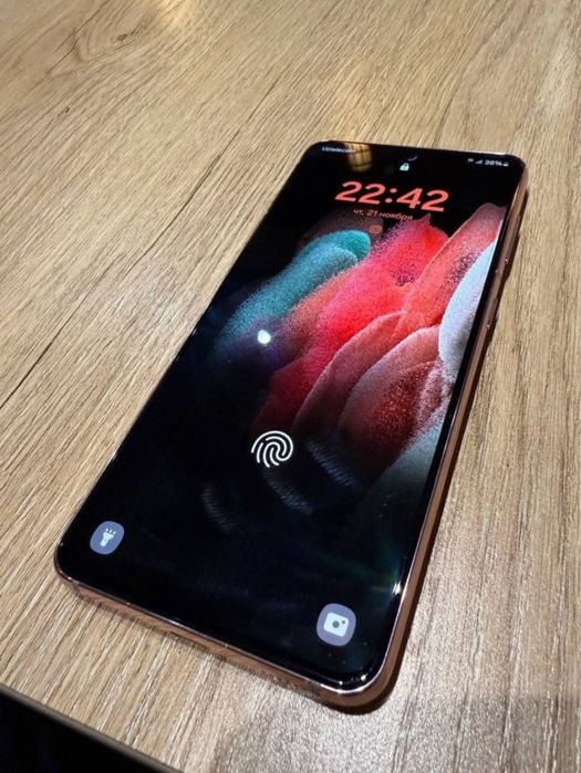 Samsung S21  5g Xotira  8/256 Holati ideal  Manzil Samarqand