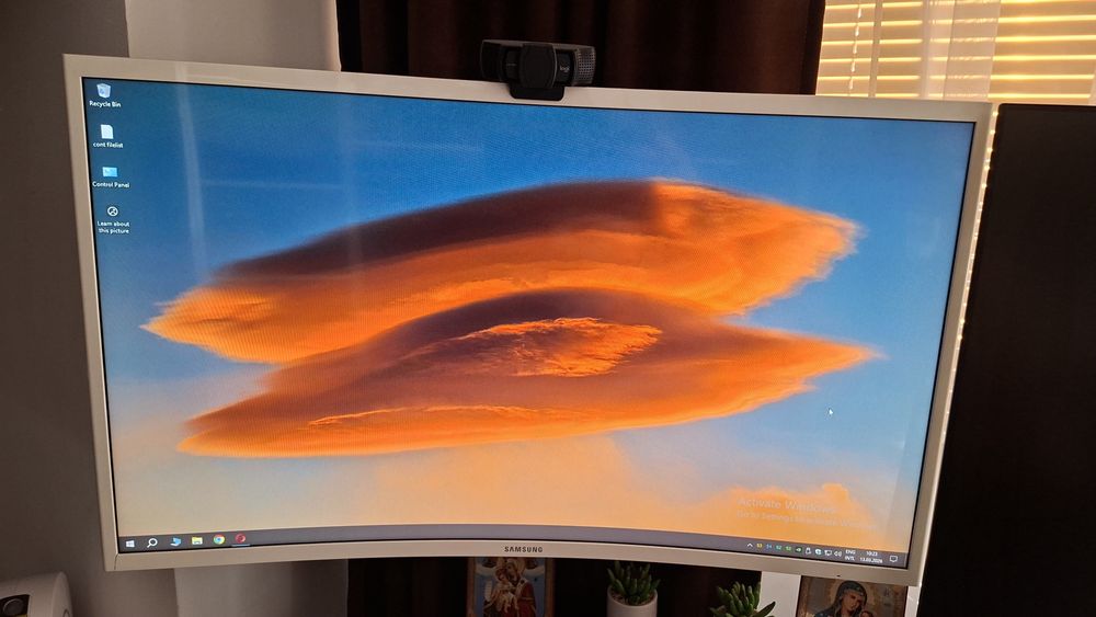 Monitor Samsung Curbat 32 inch