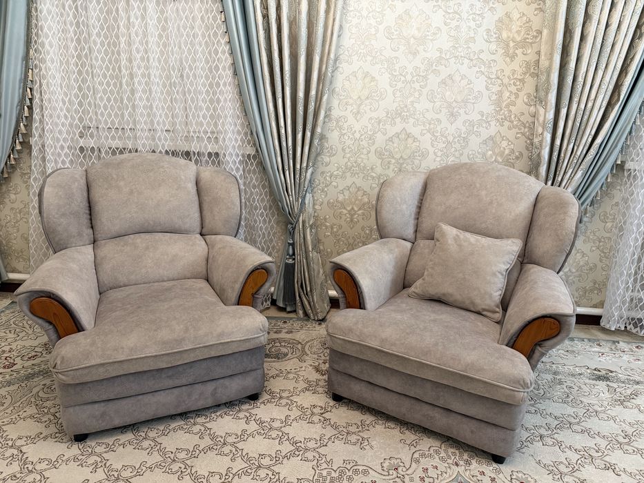 Диван + 2 кресла