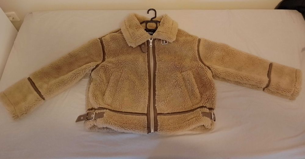 Яке от изкуствена кожа