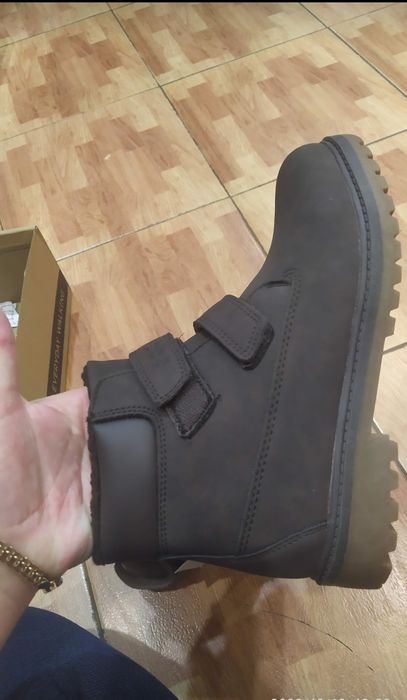 Новые зимние ботинки