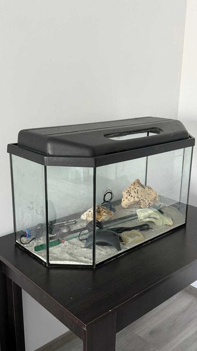Acvariu panoramic 95L cu capac, Eheim 100W si Tetra APS100