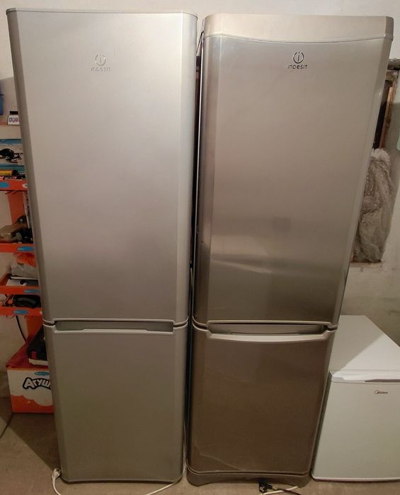 Продам холодильники