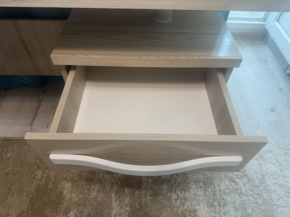 Стол для школьников