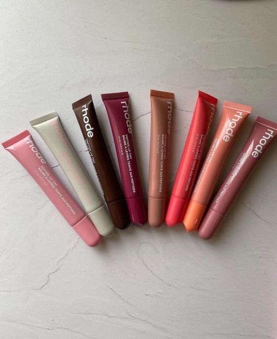 Rhode гланцове за усни/Lip Gloss/лип глосс Hailey Bieber балсам/гланц