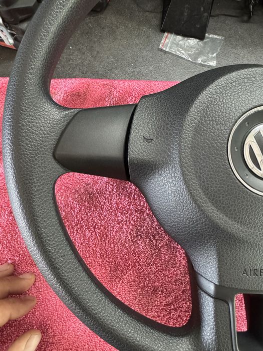 Волан за vw Golf Caddy 2012 г