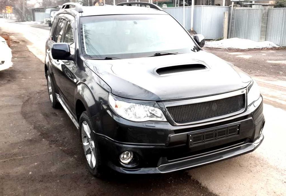 Решетка радиатора STI V1 Subaru Forester SH