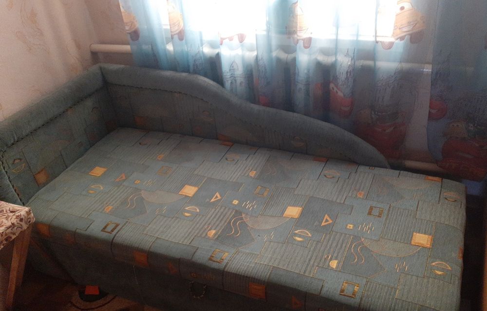 Мебель разная цены разные