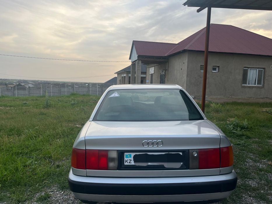 Audi c4 100 сатылады