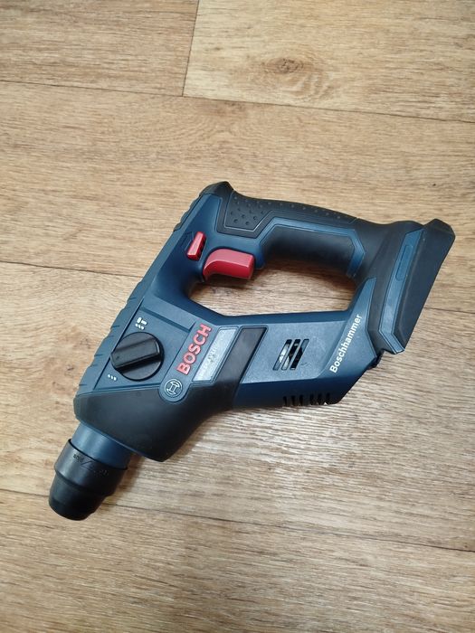 Перфоратор  Bosch.