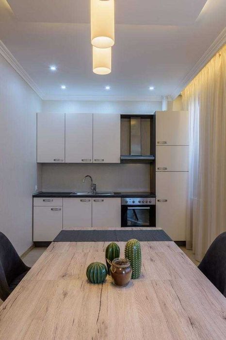 Продава се Четиристаен апартамент в София, Младост 2 - 110 кв.м за 1637 €/кв.м - Снимка #4