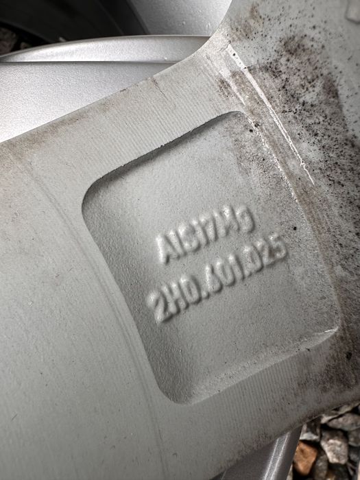 Jante R16 5x120 6.5j ET62 Centru ghidaj butuc 65.1  Volkswagen Amarok T5 , T6 Crafter [mk4]