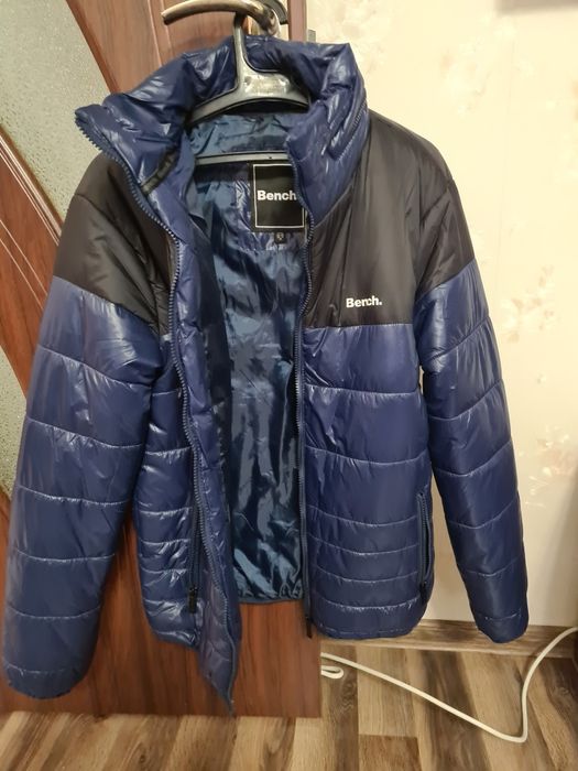 Спортно дамско яке Вench