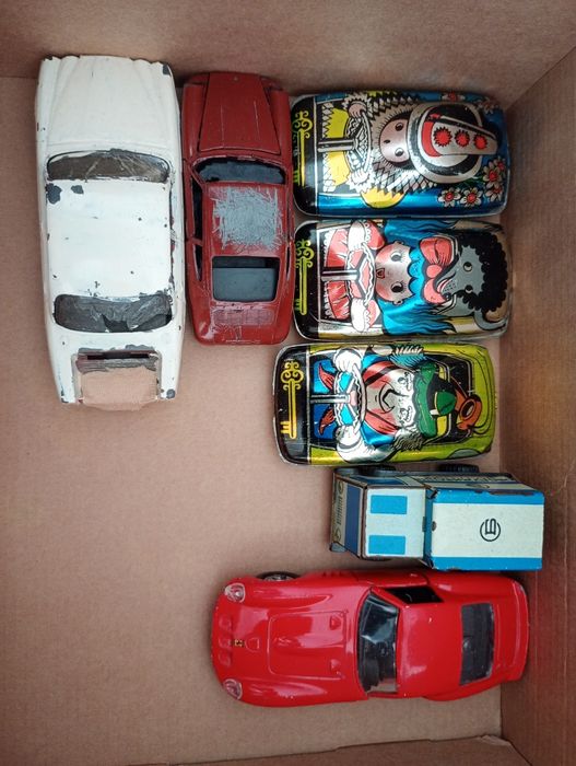 Колички Matchbox Maisto Gama