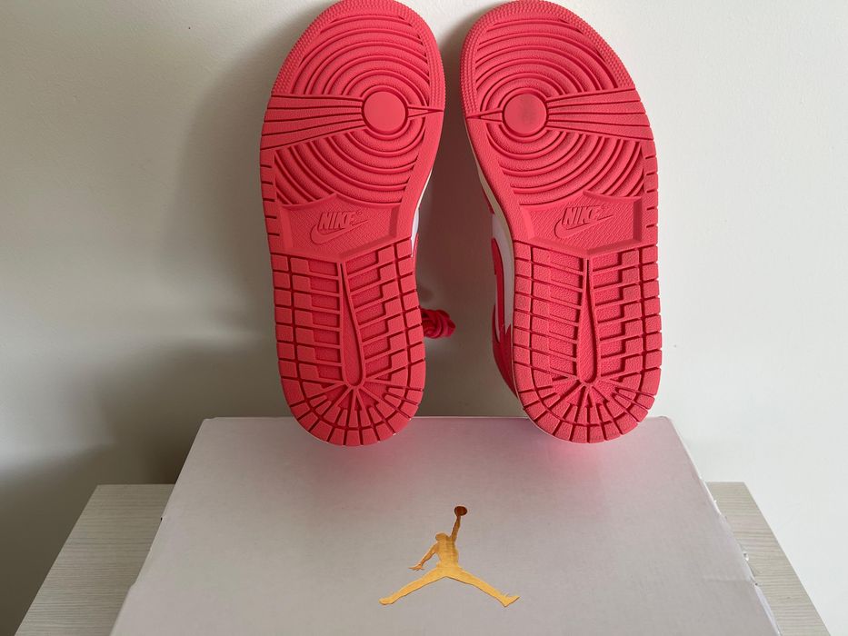 Nike Air Jordan 1