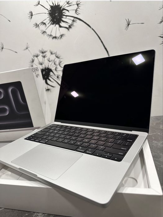 Mackbook pro 14д M3  18/512 гб