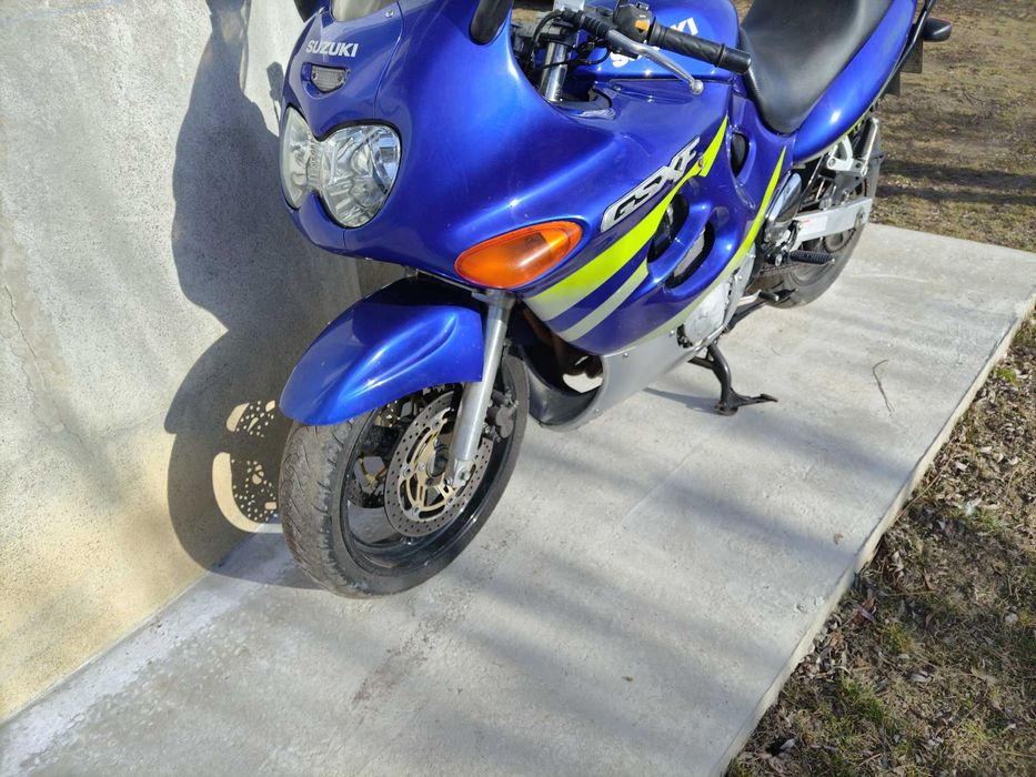 Suzuki GSX 600 F Katana