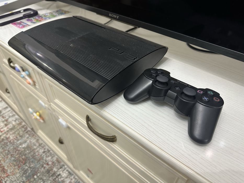 PlayStation 3 Super Slim 500 GB