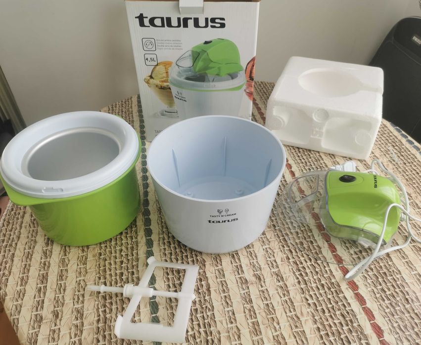 Уред за сладолед TAURUS TASTY N'CREAM