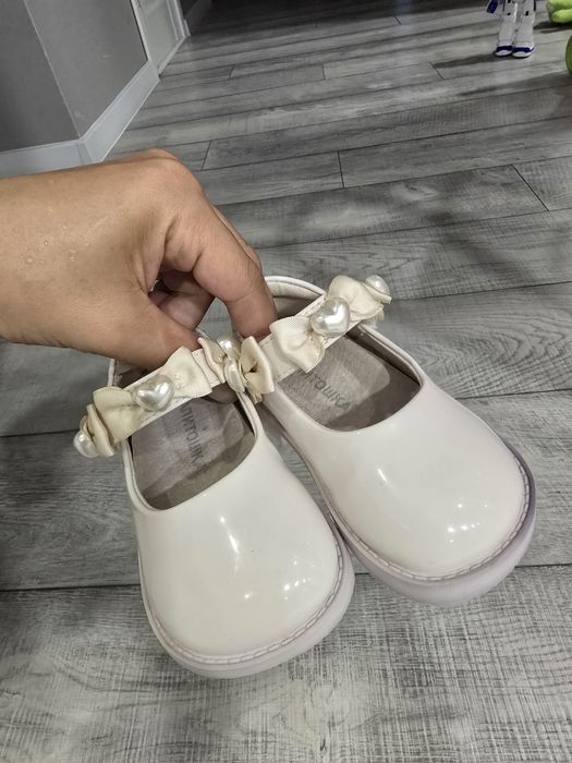 Туфли на годик для девочки