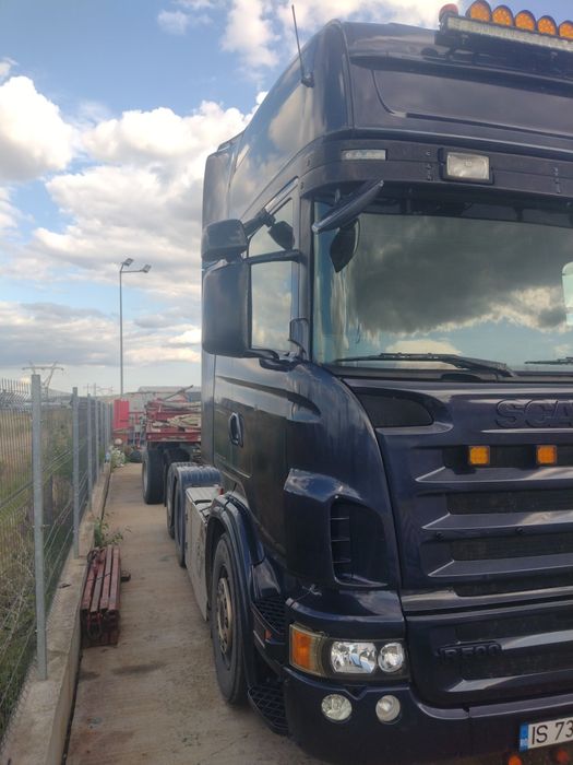 Scania R500 6x2 cu remorca grinzi